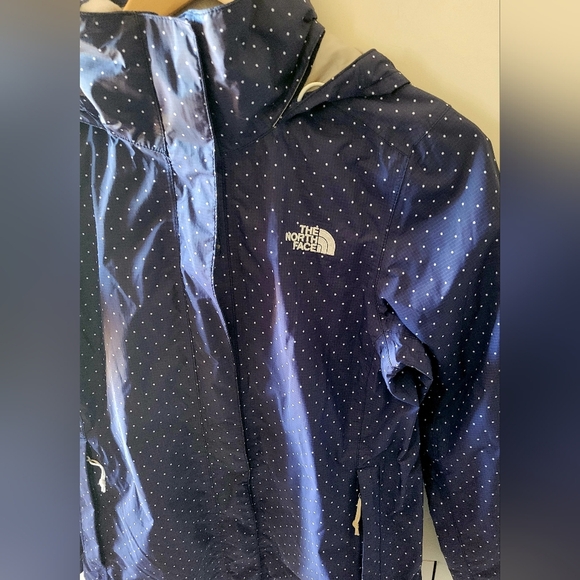 The Northface Navy and White Polka Dot Dryvent Resolve Parka Rain Coat Hooded - Picture 4 of 6